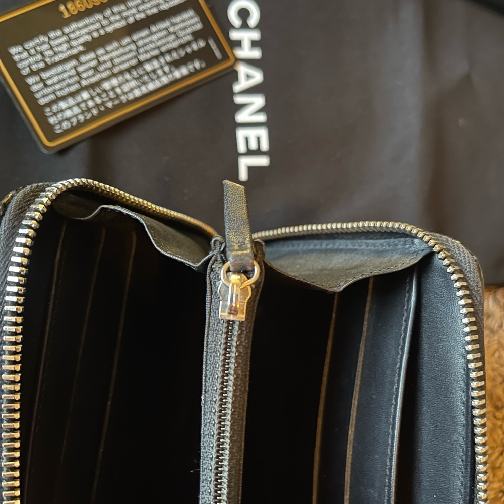 Chanel Quilted Black Patent Leather Zippy Wallet - Picture 12 of 16